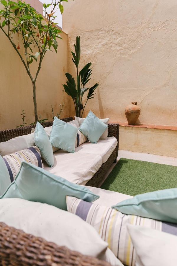 Апартаменти Ambb-Private Patio-Steps Away From Old Town Малага Екстер'єр фото